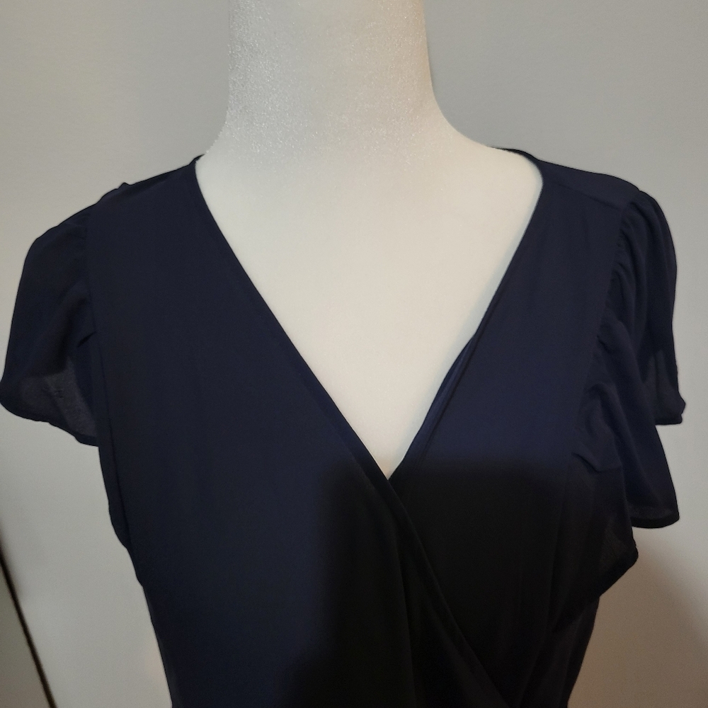 NWT LOFT Black Wrap Short Flutter Sleeve Flowy Blouse Lightweight | SP - Picture 2 of 7